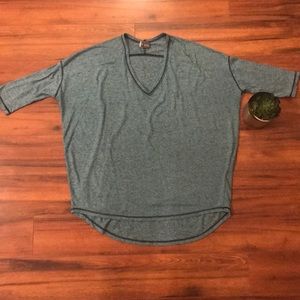 Urban outfitters batwing top size xs for sale
